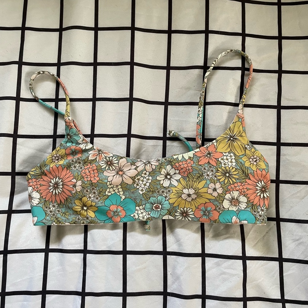 O’Neil flower patterned bikini top